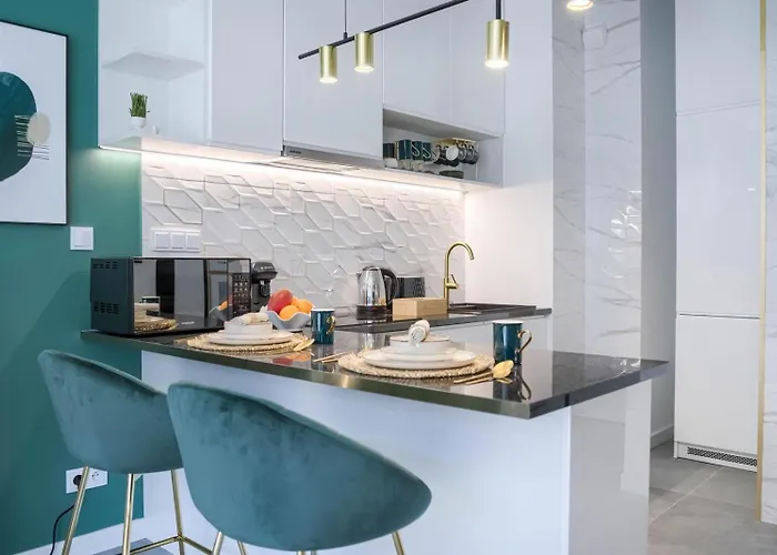 G37 Modern New Building 2024 Center Appartement Varsovie